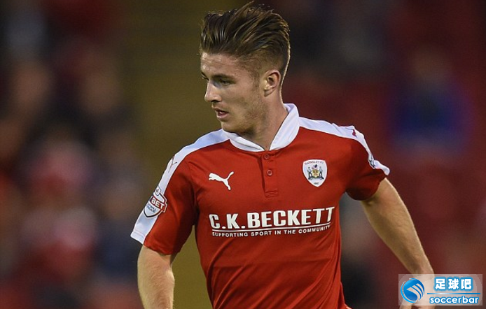 包含加时末段社区盾焦点战，阿森纳复出首秀，更衣室稳定，临场指挥获称赞的词条